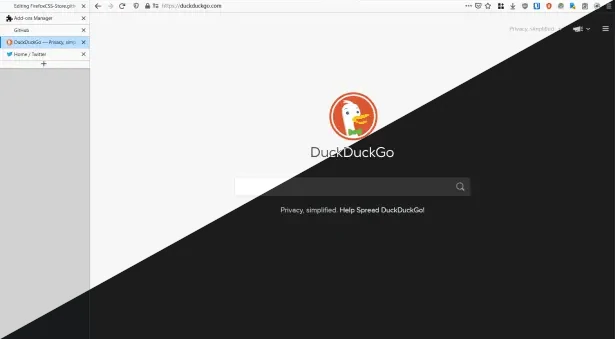 Monochrome Tree screenshot